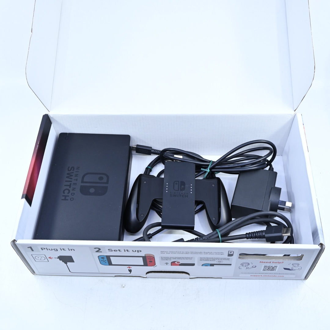 Blue / Red XAW400054 - Nintendo Switch Boxed Console - PAL - FREE POST!