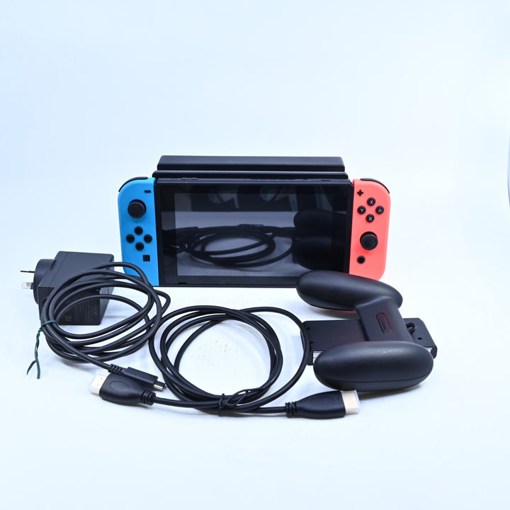 Blue / Red  Nintendo Switch  - Nintendo Switch Boxed Console - PAL