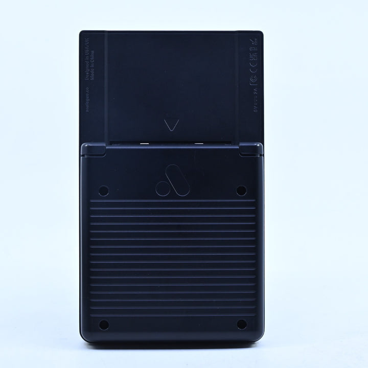 Black Analogue Pocket with Analogue Dock + Controller - Analogue Console