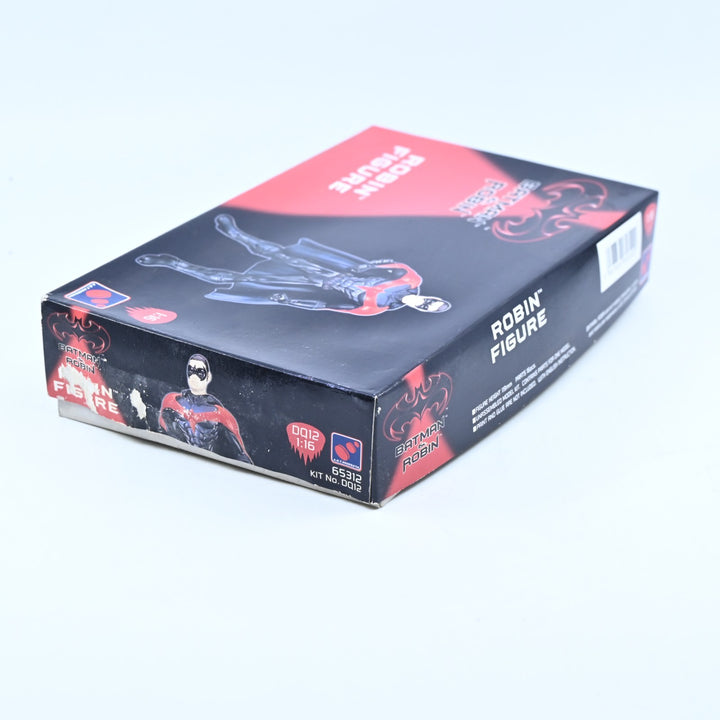 NEW IN BOX! Batman & Robin - Robin - Hasegawa 1:16 Figure Unpainted