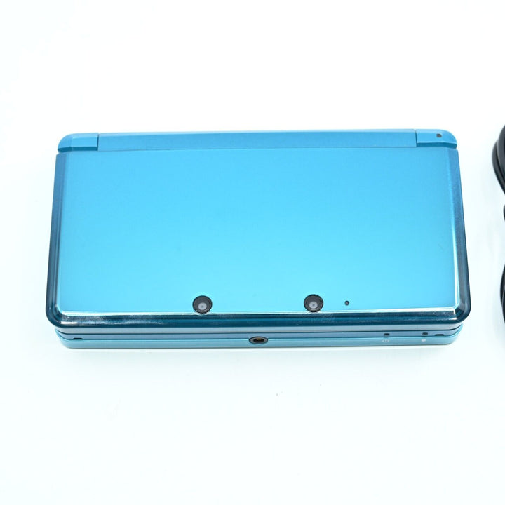 Aqua Blue Nintendo 3DS Console - PAL - FREE POST!