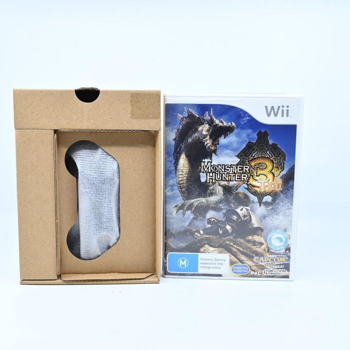 Monster Hunter 3 Tri Classic Controller Pack - Nintendo Wii Game + Manual - PAL