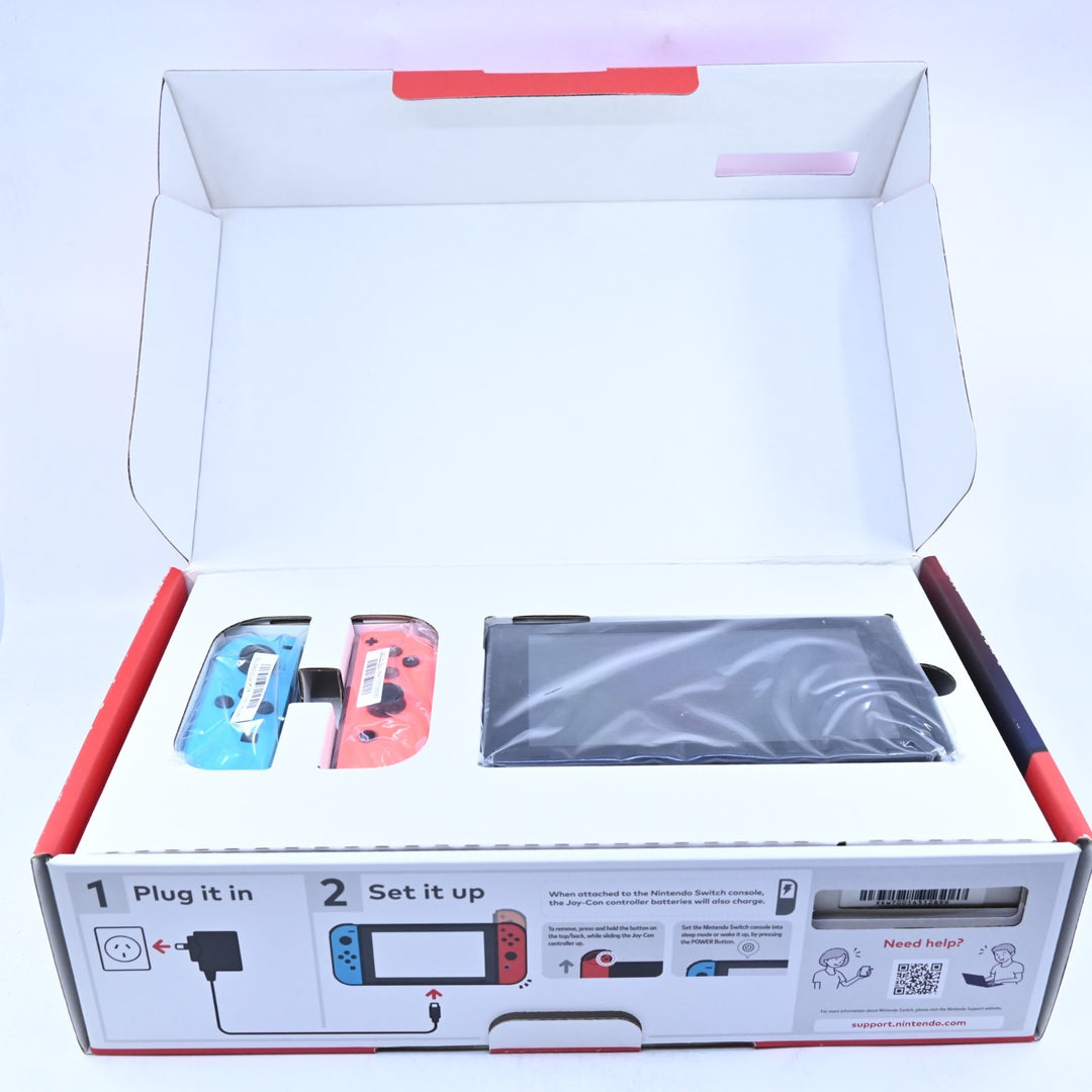 Blue / Red XKW70014512 - Nintendo Switch Boxed Console - PAL - FREE POST!