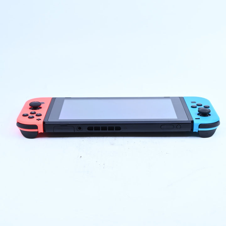 Blue / Red  Nintendo Switch  - Nintendo Switch Boxed Console - PAL