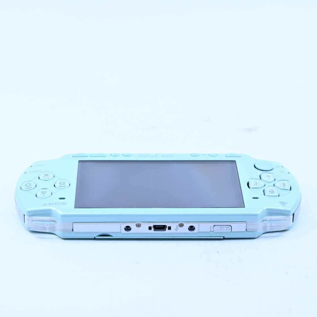 Mint Green - PSP Console - Japanese - PSP-2000 + NEW BATTERY