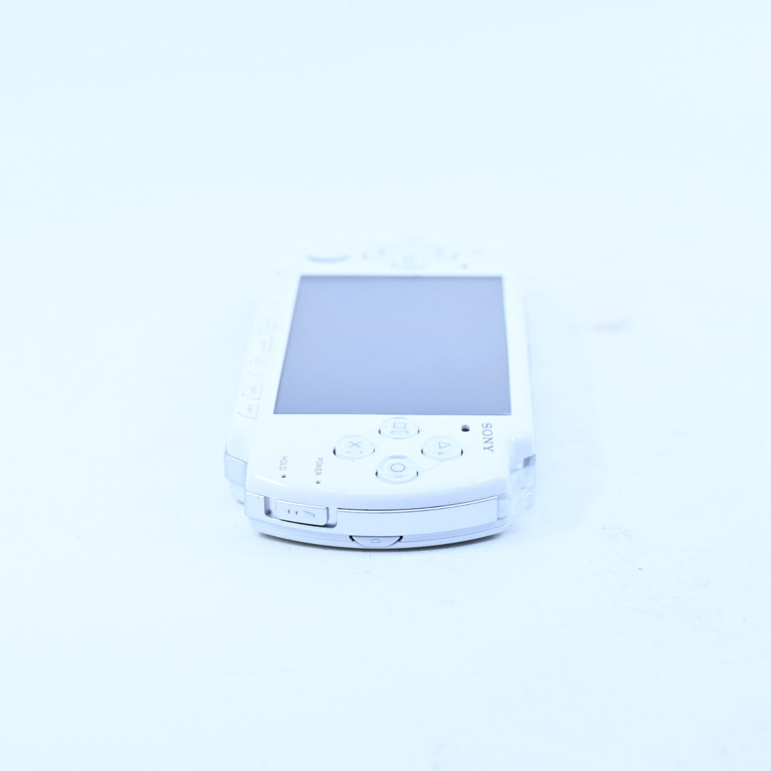 White Reshell &amp; Rebuilt - PSP Console - PSP-2002 - 2000 + NEW BATTERY