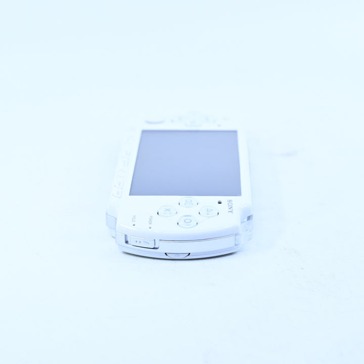 White Reshell &amp; Rebuilt - PSP Console - PSP-2002 - 2000 + NEW BATTERY