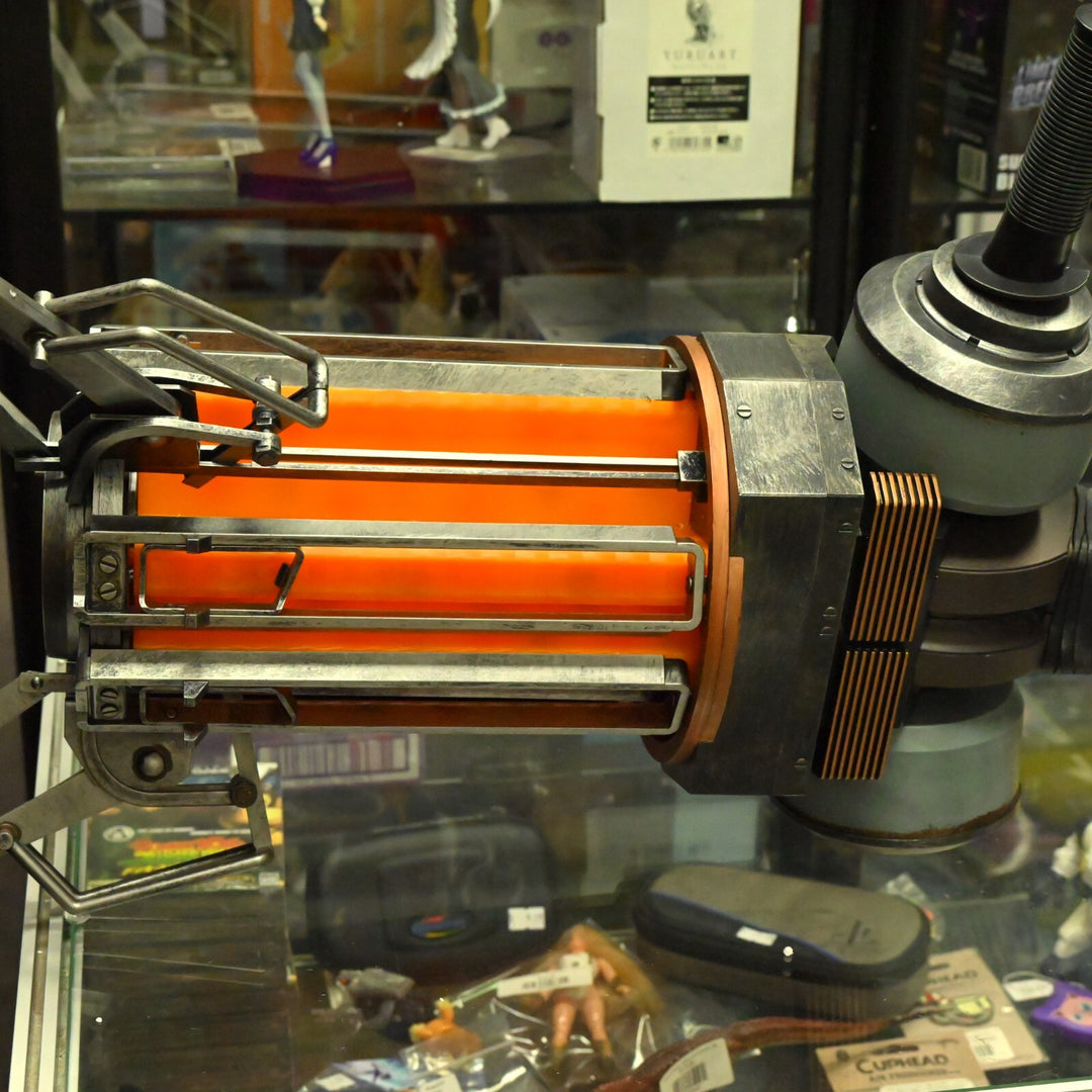 NECA 1:1 Zero Point Energy Field Manipulator Gravity Gun - Half Life 2 - Toy