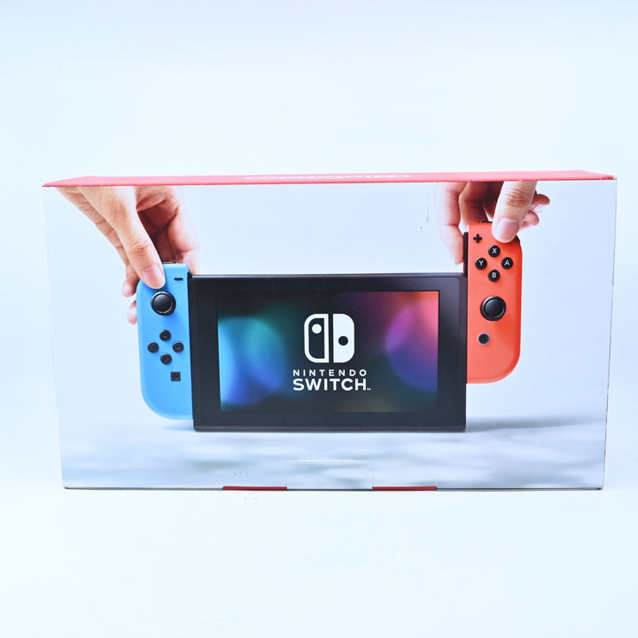 Blue / Red XAW7002 Serial - Nintendo Switch Boxed Console - PAL - FREE POST!