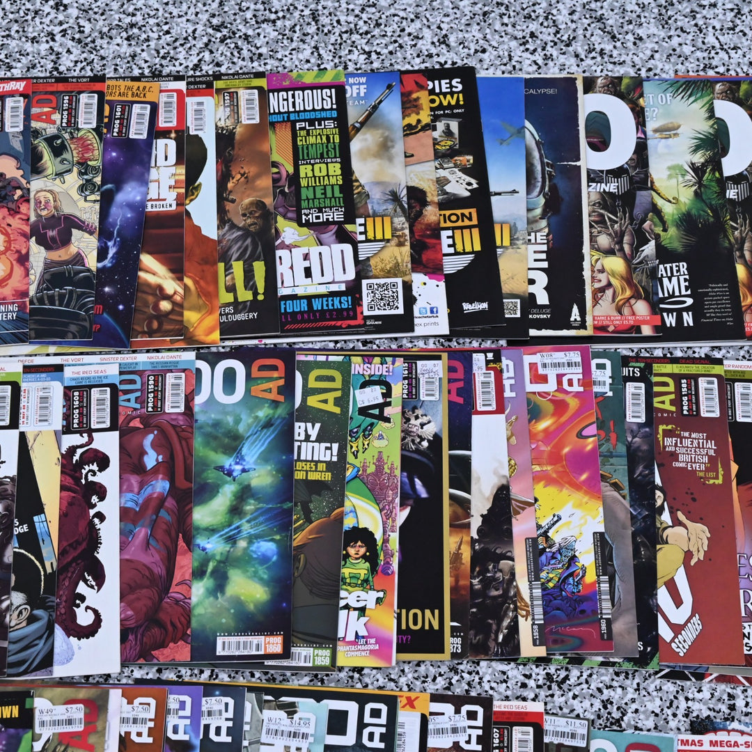 2000 AD - Assorted Comic Bulk Lot - 86 Issues - Comics