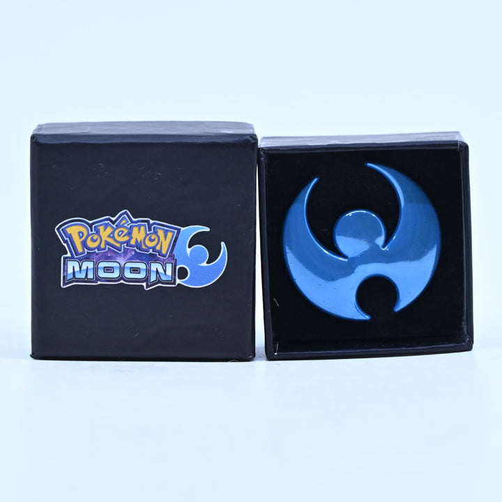 Pokemon Moon Official 3DS Pre-Order Bonus Pin - Boxed 3DS Accessory - Toy