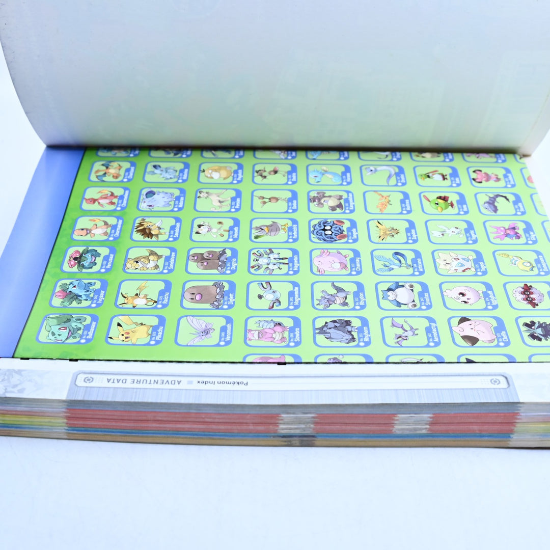 Pokemon HeartGold & SoulSilver - Kanto Guide & National Pokedex Vol 2 + Poster