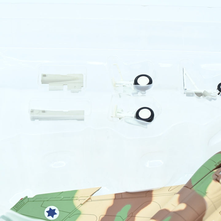 Hobby Master 1:72 McDonnell Douglas Kurnass (F-4E IAF) HA1909 - Die Cast Plane