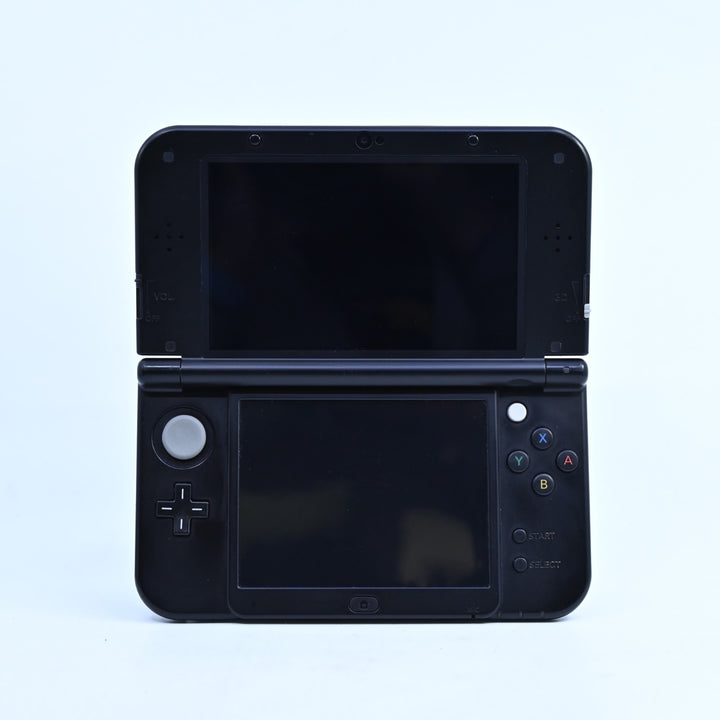 Pokemon Solgaleo & Lunala Edition 'New' Nintendo 3DS Console RED-001 Sun & Moon