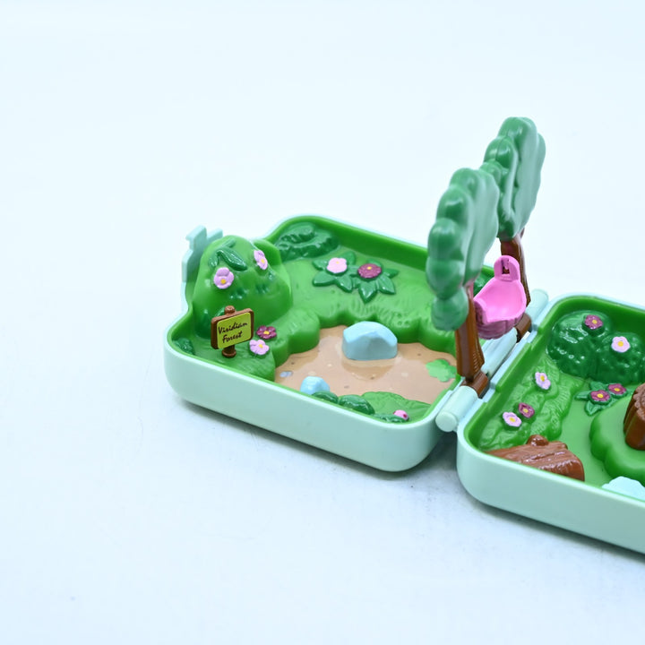 Viridian Forest - Vintage 1997 Polly Pocket Play Set - Pikachu & Oddish - Toy