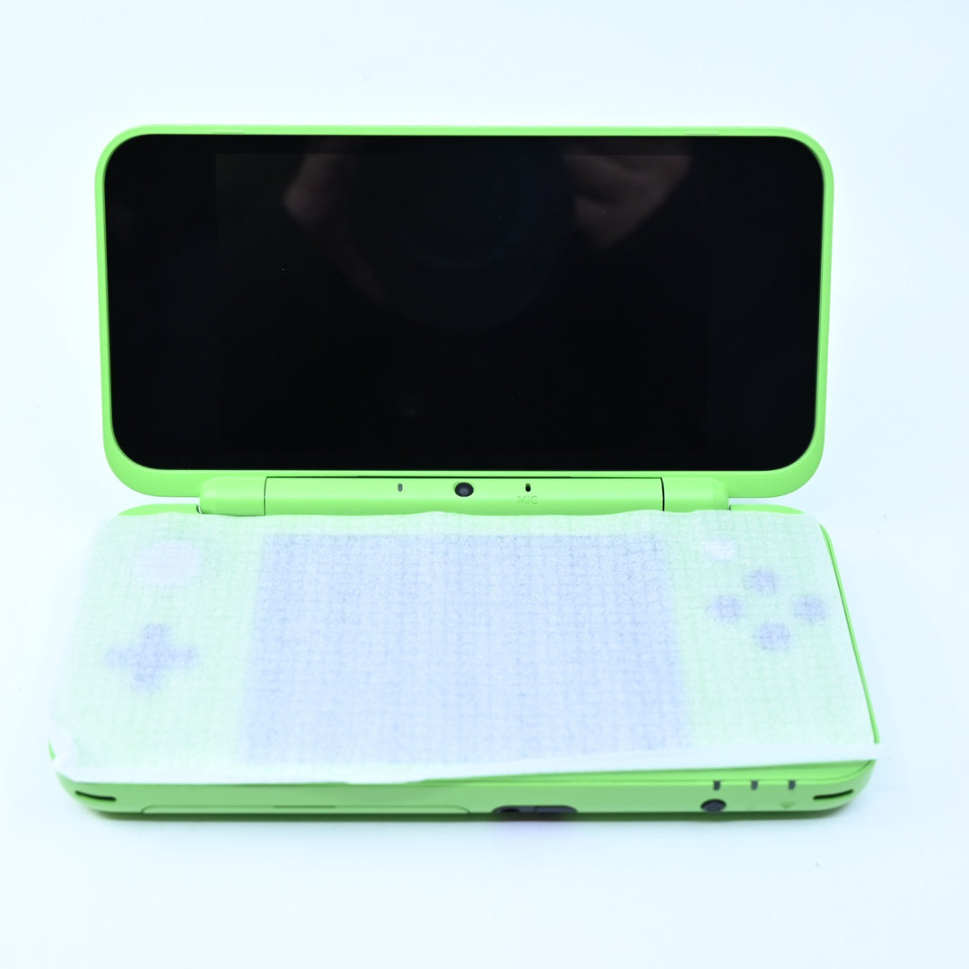 UNUSED! Minecraft Creeper Edition - New Nintendo 2DS XL Boxed Console - AUS PAL