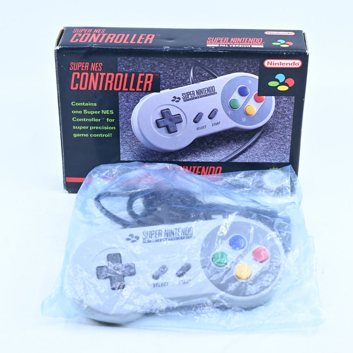 Official Super Nintendo SNES Boxed Controller - Super Nintendo / SNES Accessory