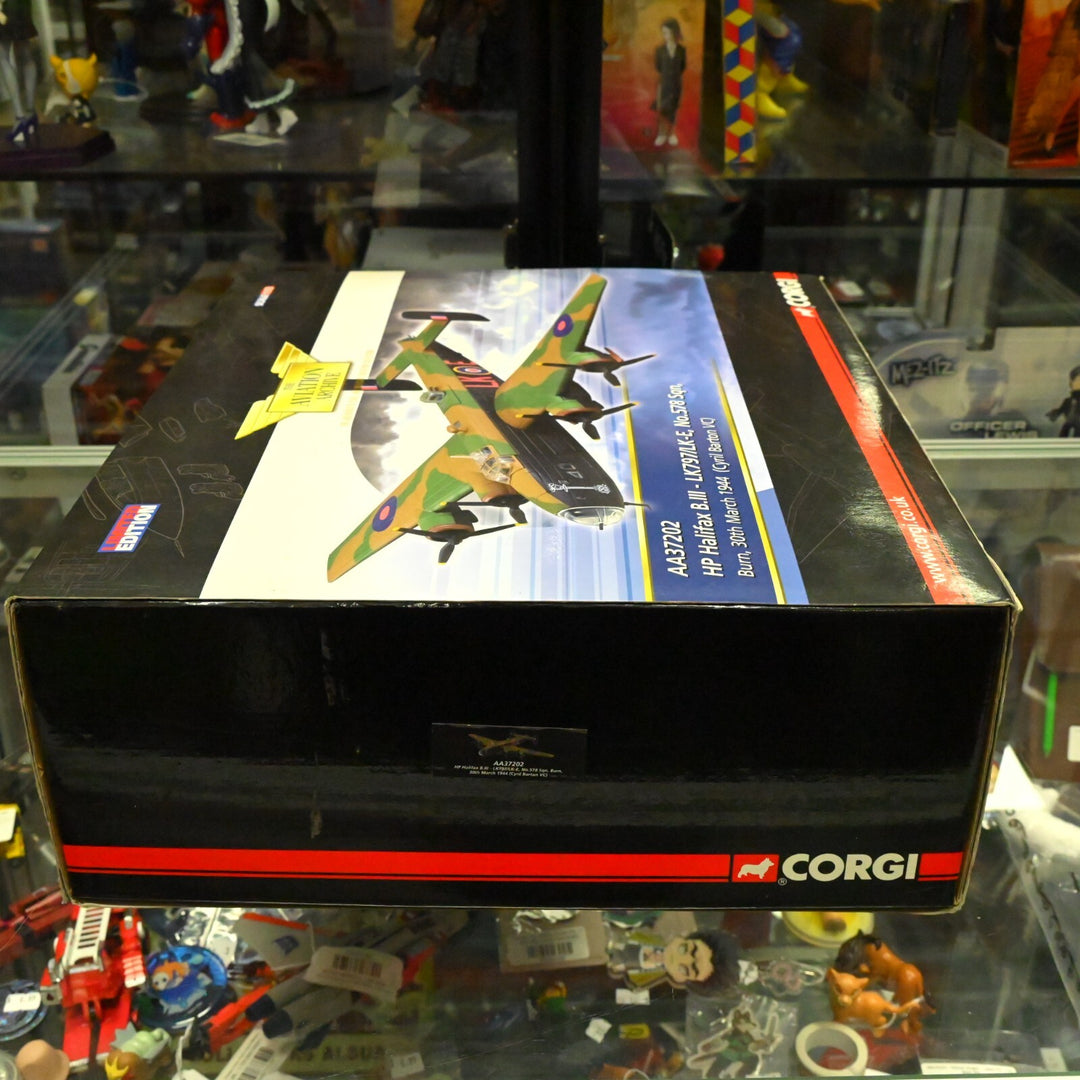 Corgi Aviation 1:72 HP Halifax B.III - LK797/LK-E, No.68 SQN AA37202 - Plane