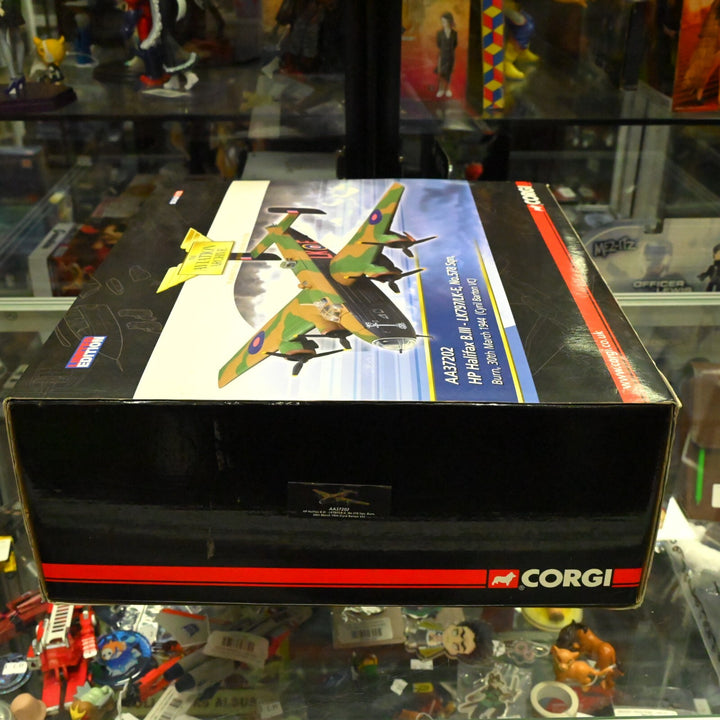 Corgi Aviation 1:72 HP Halifax B.III - LK797/LK-E, No.68 SQN AA37202 - Plane
