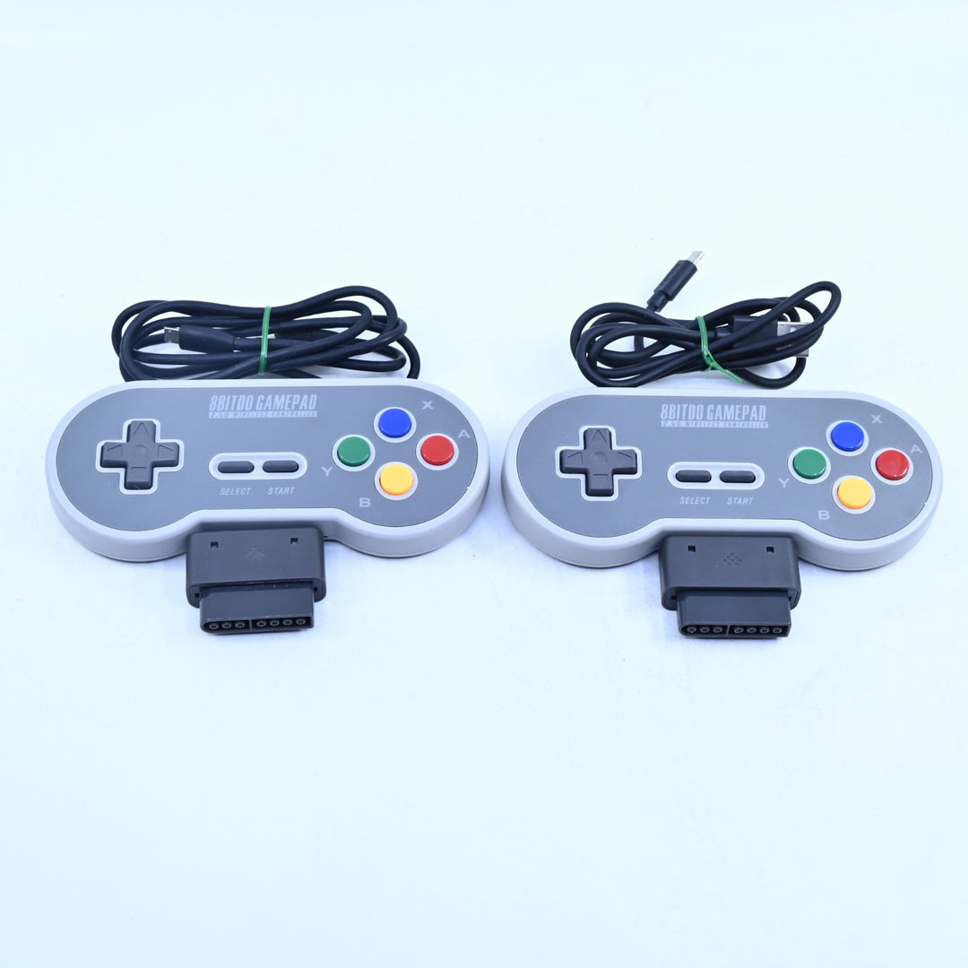Analogue Super Nt with 2 Controllers - Analogue Console - FREE POST!