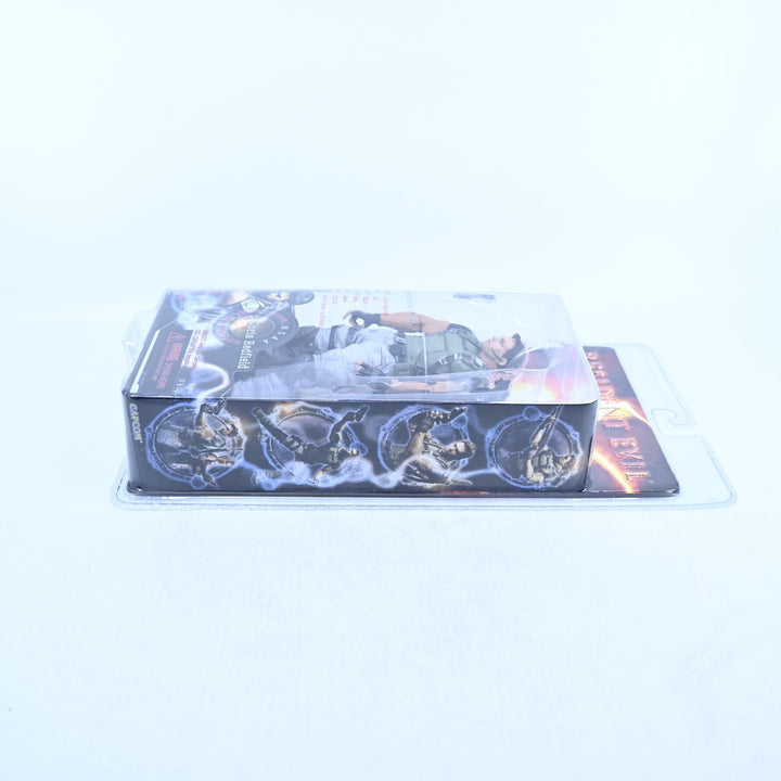 Resident Evil 5 Chris|Sheva|Majini - NECA / Capcom Player Select - 3 Figure Set