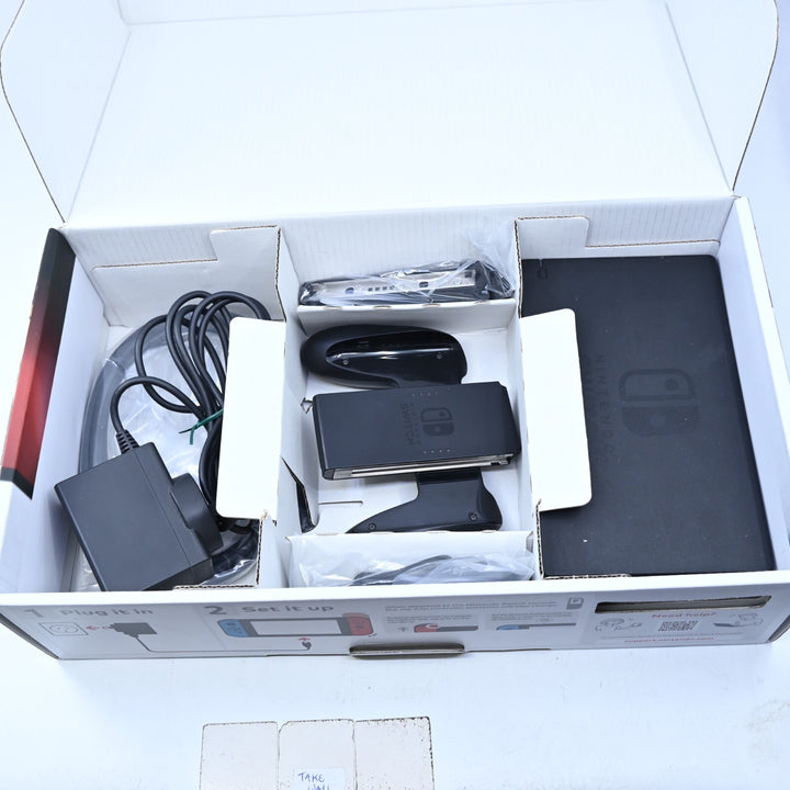 Blue / Red XAW7002 Serial - Nintendo Switch Boxed Console - PAL - FREE POST!