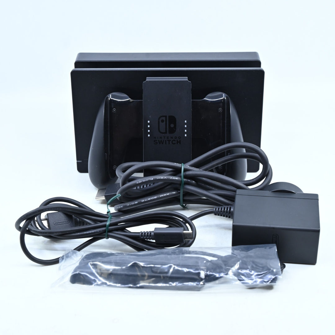 Blue / Red XAW400054 - Nintendo Switch Boxed Console - PAL - FREE POST!