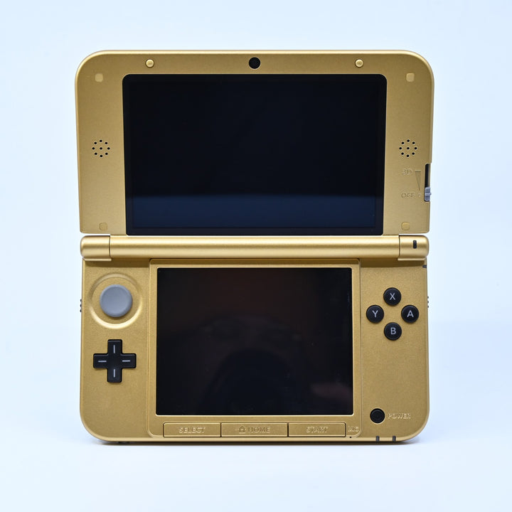 The Legend of Zelda: A Link Between Worlds Limited Edition Pack - Boxed 3DS