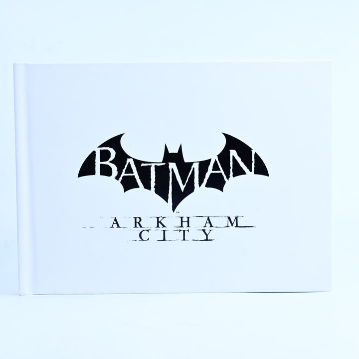 Batman: Arkham City - Collector's Edition Art Book - Xbox 360 Game + Manual