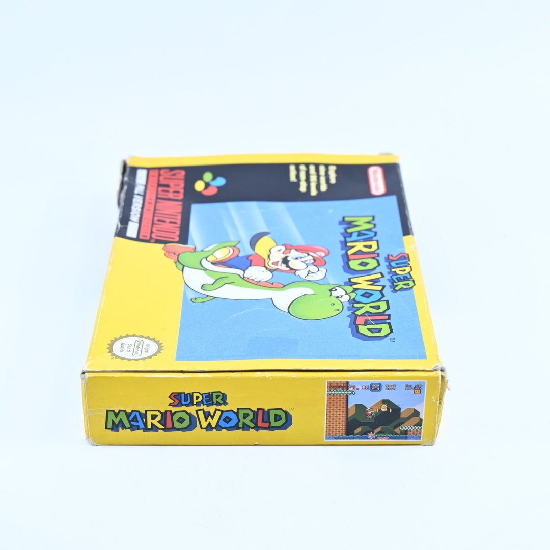 Super Mario World - Super Nintendo / SNES Boxed Game - PAL - FREE POST!
