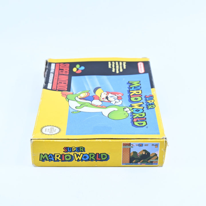 Super Mario World - Super Nintendo / SNES Boxed Game - PAL - FREE POST!