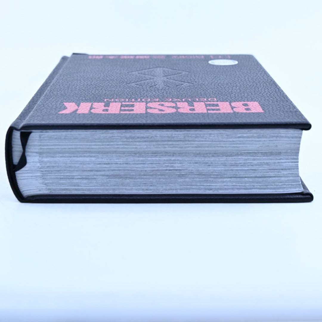 Berserk - Deluxe Edition Volume 1 - Kentaro Miura - Dark Horse - Manga