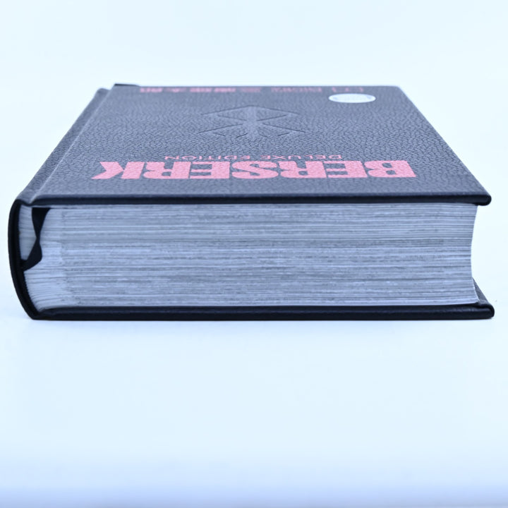 Berserk - Deluxe Edition Volume 1 - Kentaro Miura - Dark Horse - Manga