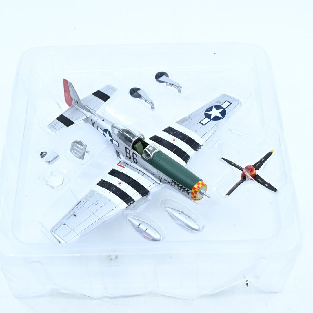 Dragon Wings 1:72 P-51D Mustang, "Glamorous Glennis" 50001 - Die Cast Plane