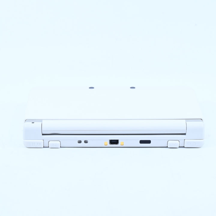 Super Mario White Limited Edition - 'New' Nintendo 3DS Console - PAL - FREE POST