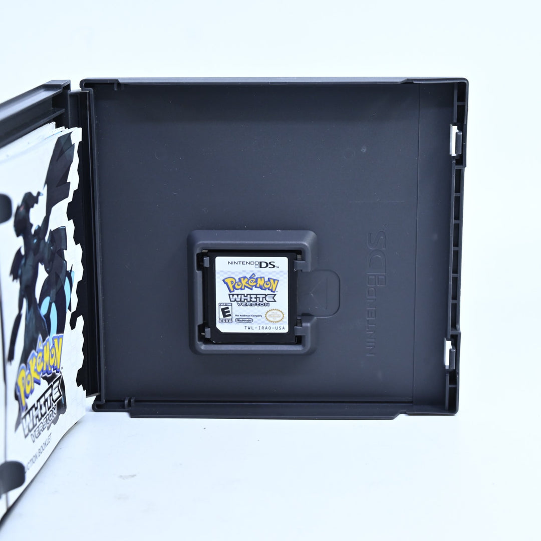 Pokemon White - Nintendo DS Game - Region Free + Manual - FREE POST!