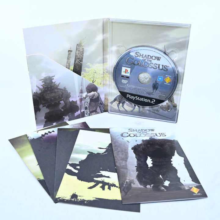 Shadow of the Colossus - Sony Playstation 2 / PS2 Game + Manual + Postcards