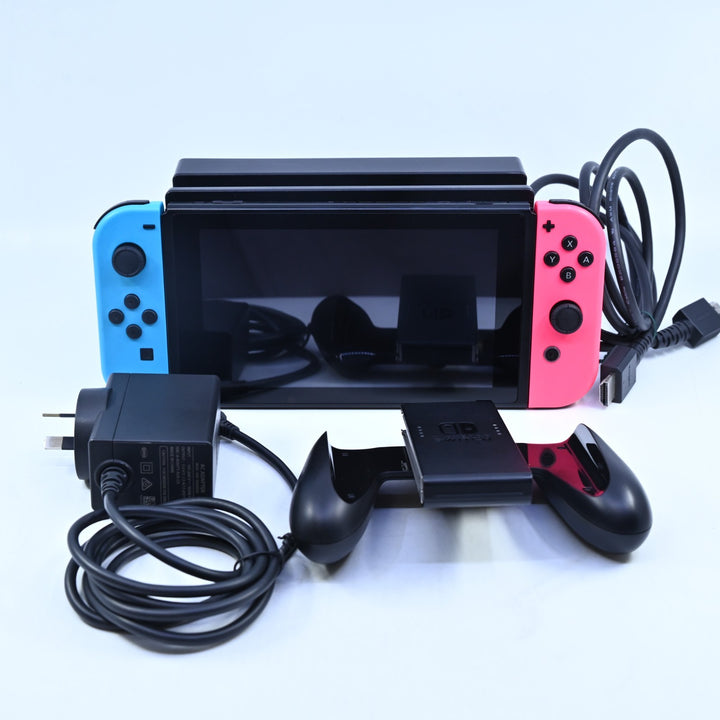 Blue / Pink Nintendo Switch - Hall Effect - Nintendo Switch Console