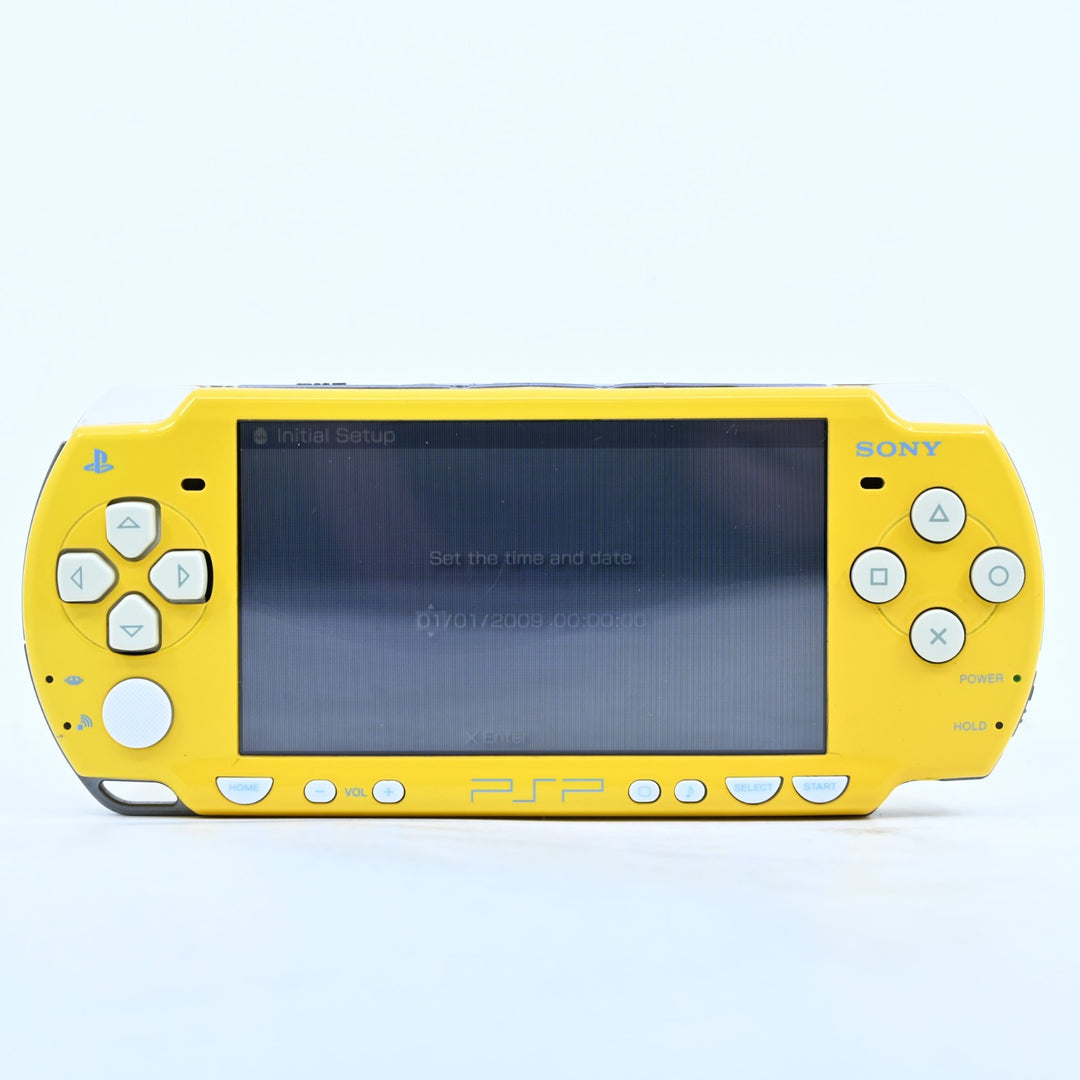 The Simpsons Edition - Yellow Sony PSP Console - PSP-2002 - 2000 + NEW BATTERY