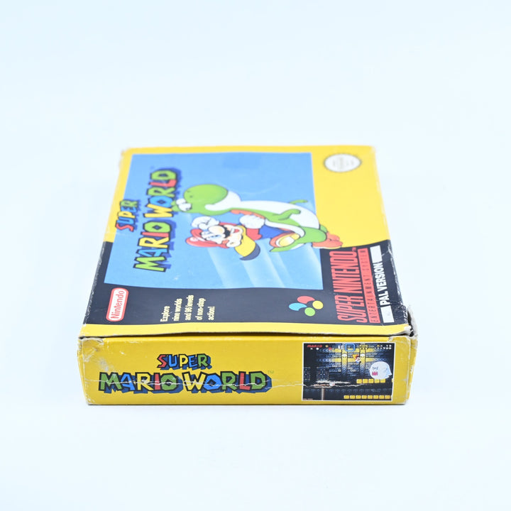Super Mario World - Super Nintendo / SNES Boxed Game - PAL - FREE POST!