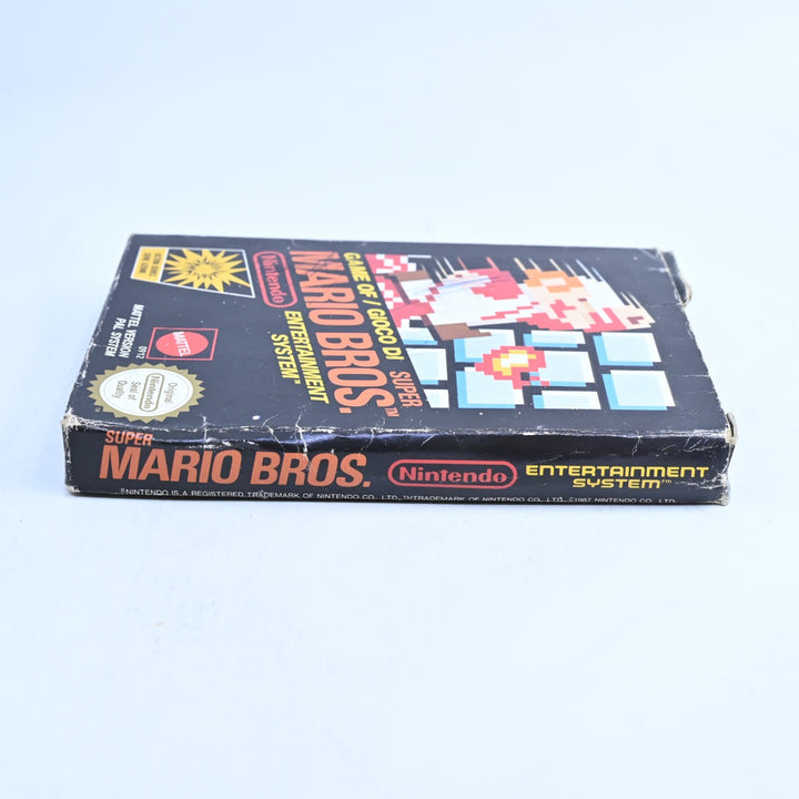 Super Mario Bros. - Nintendo Entertainment System / NES Boxed Game - PAL
