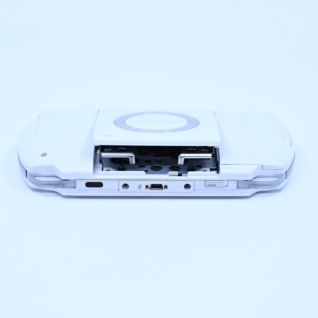 Glacier White Sony PSP Console - PSP-1002 - FREE POST!