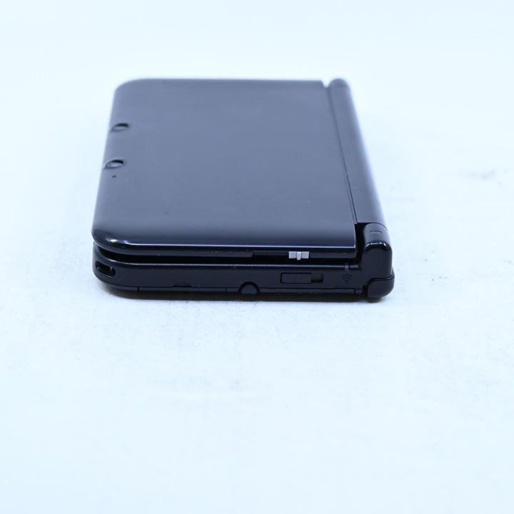 SPR-001(USA) Black - Nintendo 3DS Console XL + 32 GB Card - PAL - FREE POST!