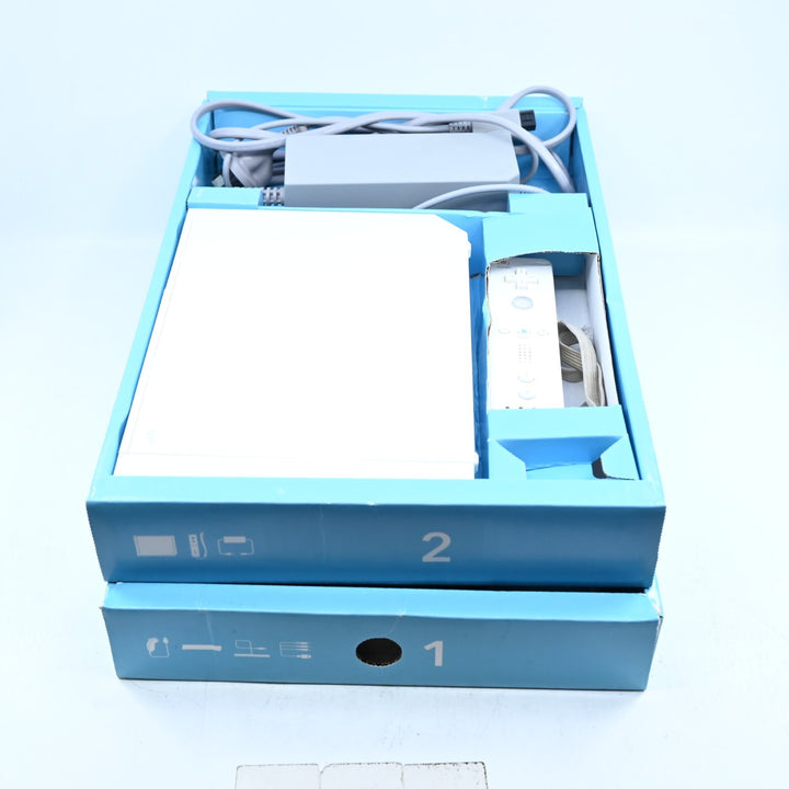 White - Nintendo Wii Boxed Console - PAL - FREE POST!