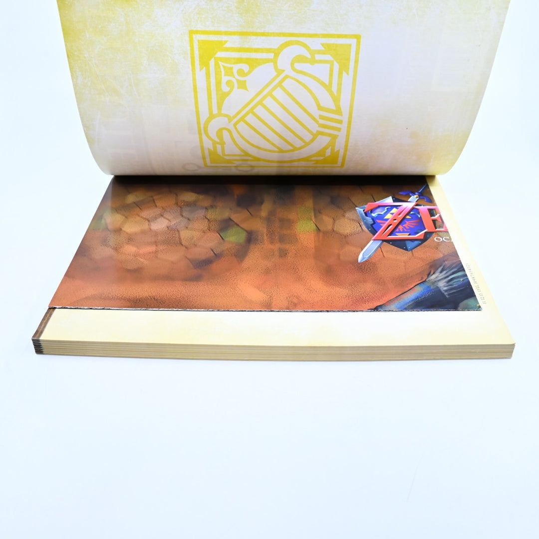 The Legend of Zelda: Ocarina of Time 3D - Includes Poster - Game Guide by Prima