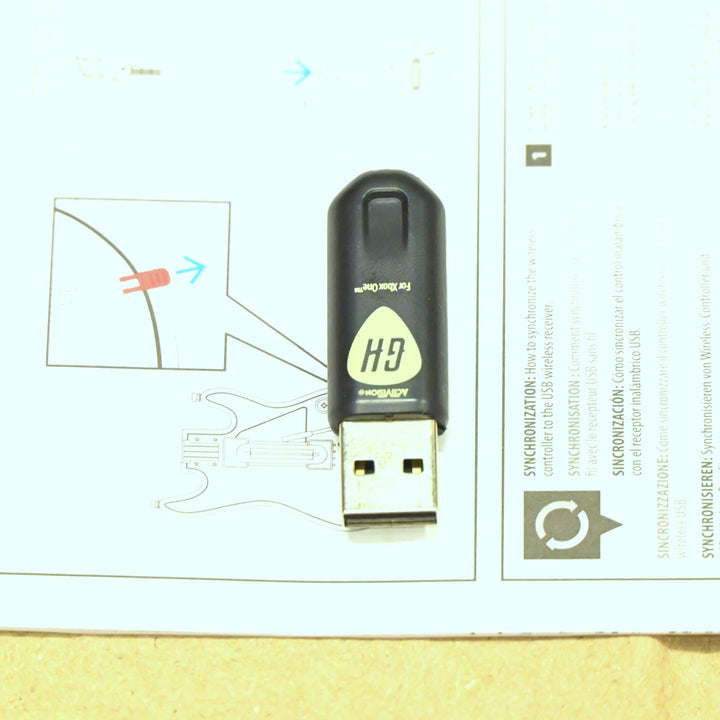 Guitar Hero Live - Xbox One Game Boxed + Guitar Dongle - PAL - FREE POST!