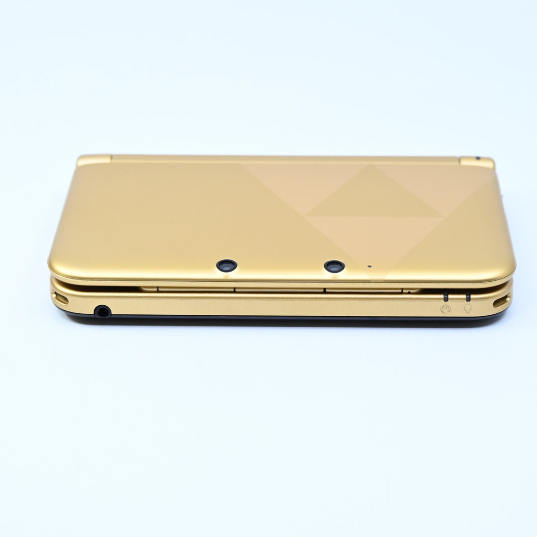 The Legend of Zelda: A Link Between Worlds Limited Edition Pack - Boxed 3DS