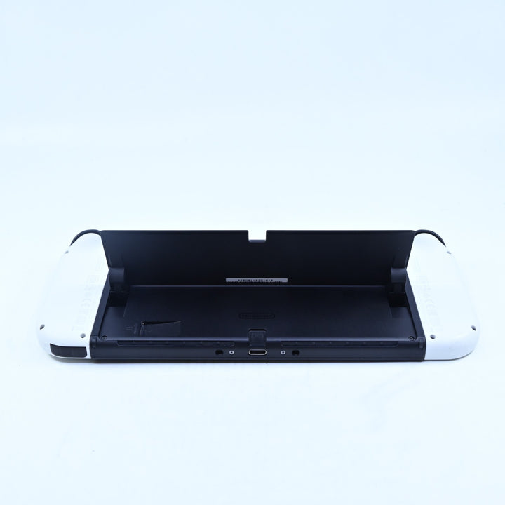 White - Nintendo Switch OLED Boxed Console - HEG-001 - FREE POST!
