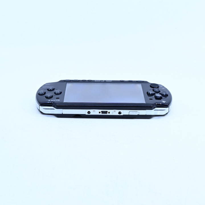 Piano Black - Sony PSP Boxed Console - PSP-2002 - 2000 + NEW BATTERY!