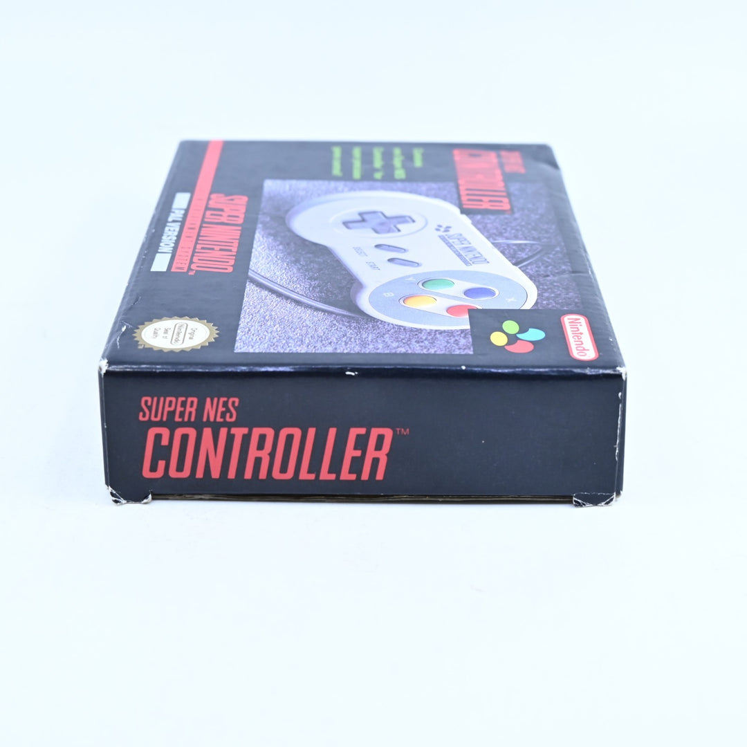 Official Super Nintendo SNES Boxed Controller - Super Nintendo / SNES Accessory